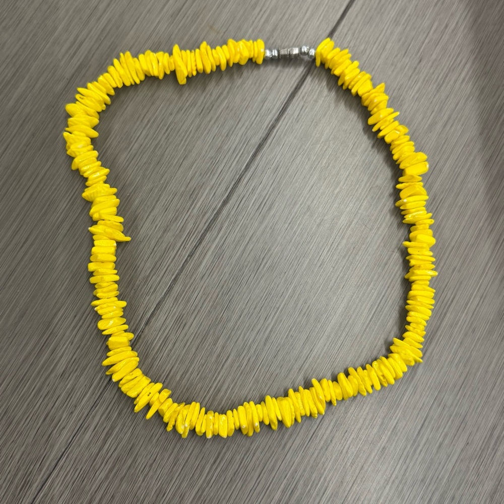 Yellow Puka Chip Shell Beads Necklace